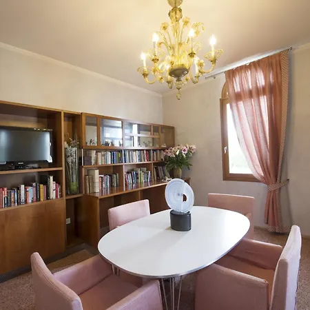 Mabapa 4* Lido de Venise