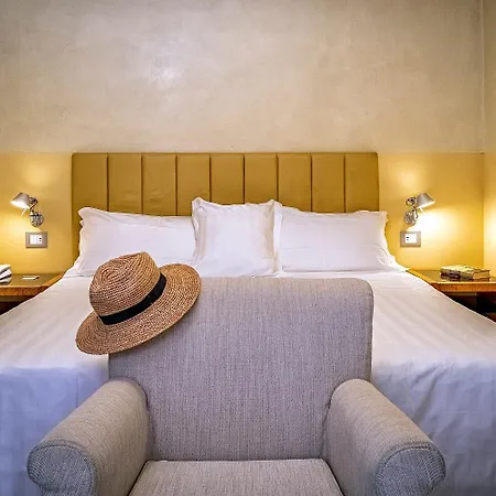 Mabapa Hotel 4*