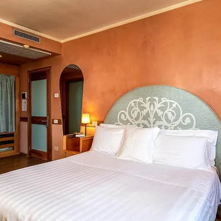 Mabapa Hotel