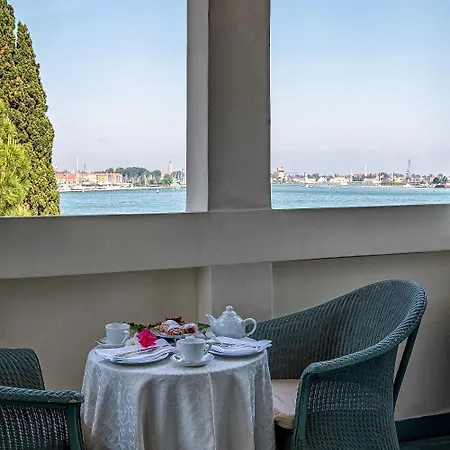 Mabapa Hotel 4*