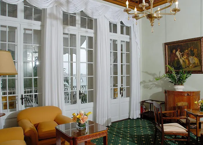 Mabapa Hotel